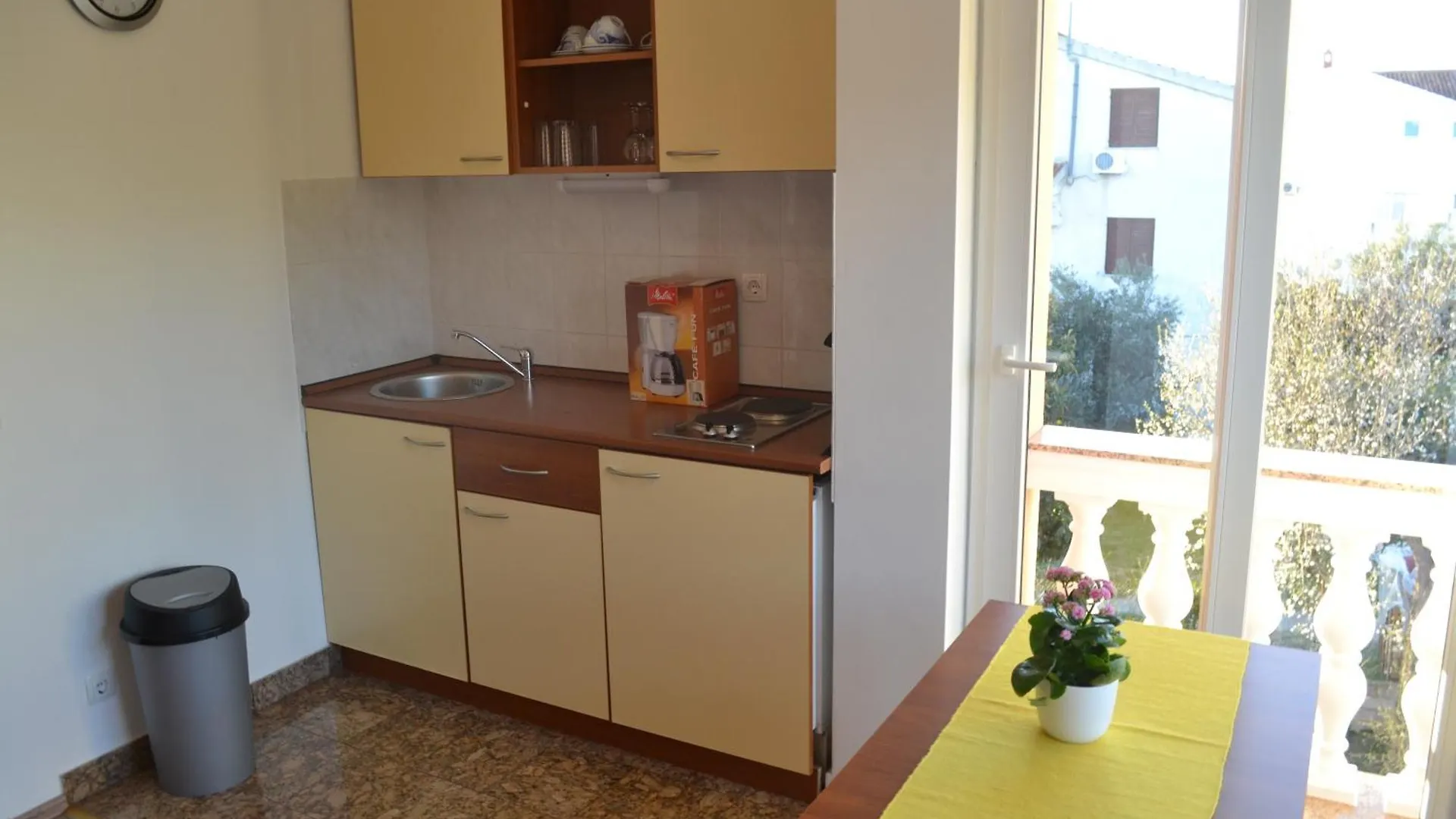 Apartmani R&B Turanj 0*,