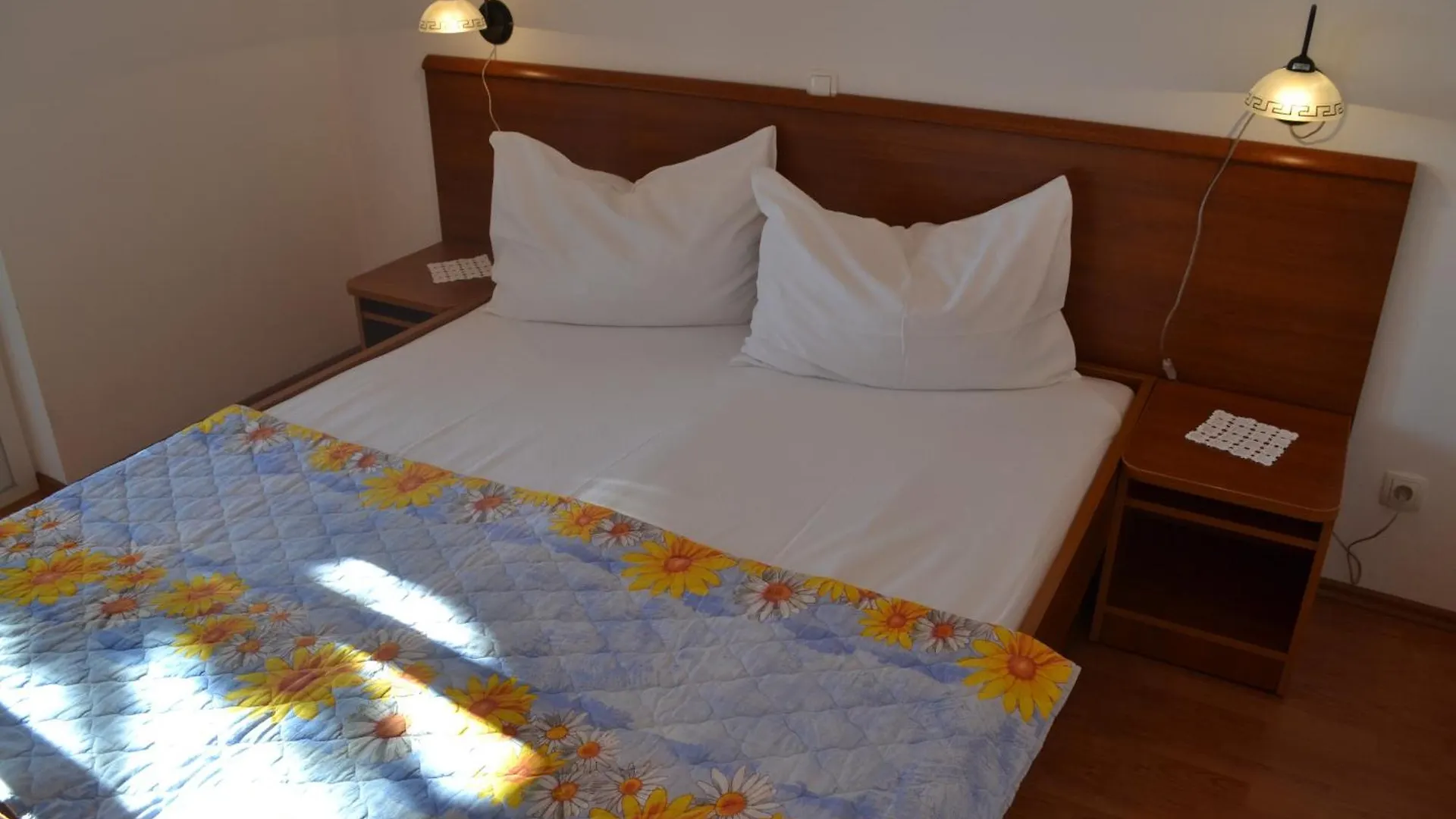 Apartmani R&B Turanj 0*,